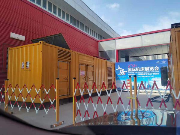 青龙发电车出租-发电机无电压或电压太低怎么办？