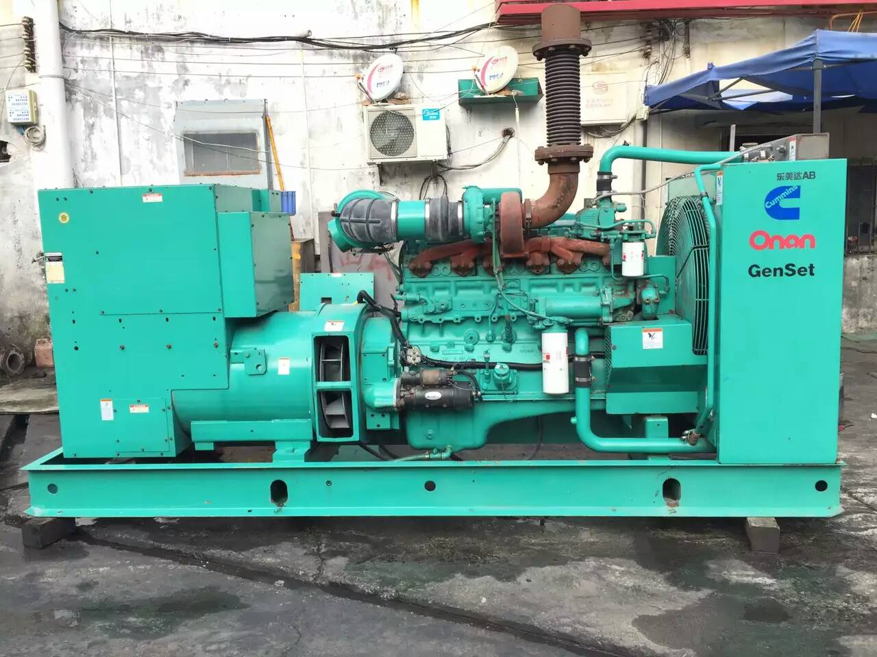 青龙租赁发电机-柴油发电机不正常冒烟的原因