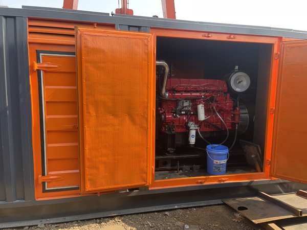 青龙哪些因素会影响 200KW 柴油发电机的燃油消耗率？