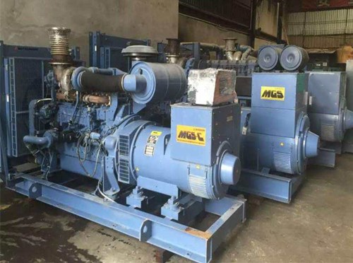 青龙发电机组带负载降电压是什么原因照成的？