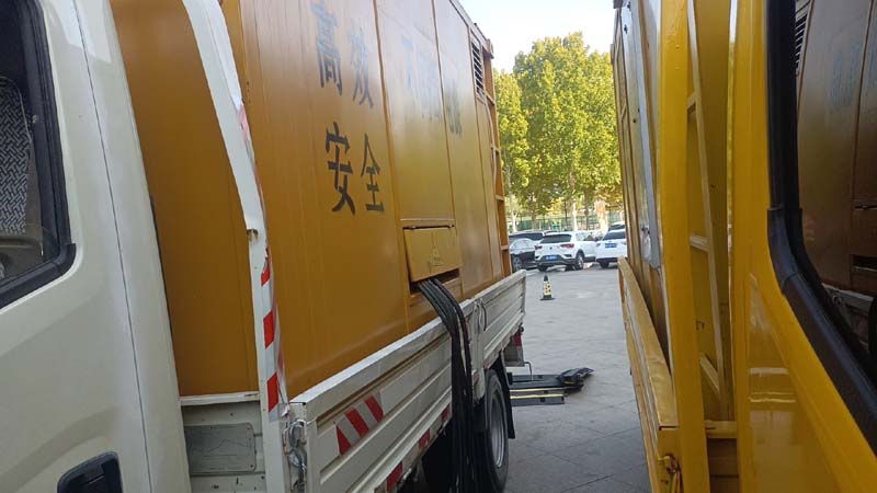 青龙如何判断柴油发电机组和UPS电源的切换时间是否符合要求？