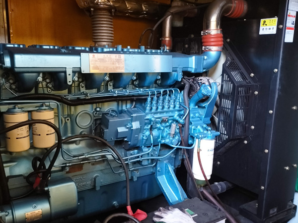 青龙磷酸铁锂蓄电池的使用寿命与哪些因素有关？